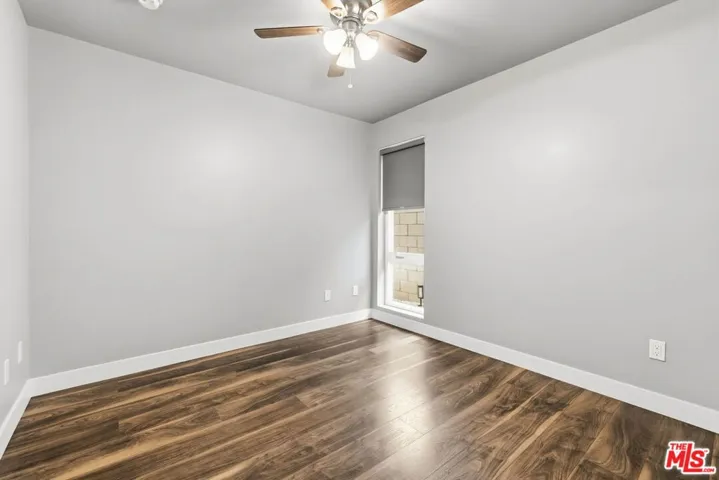 6021 W Beachwood Lane, Los Angeles, California 90038