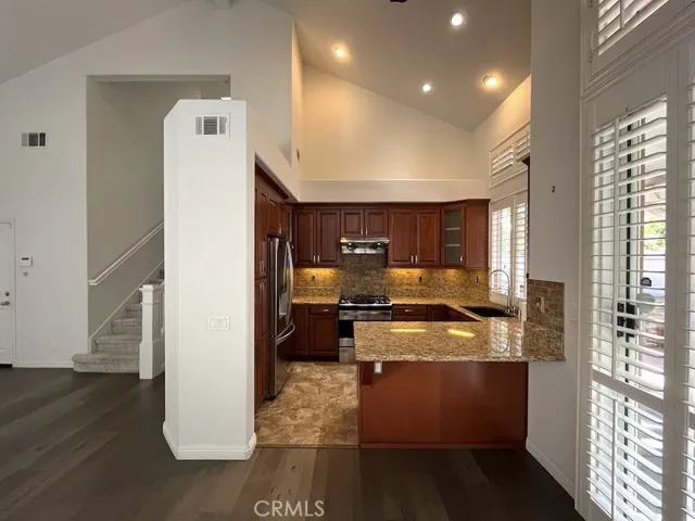 3 Del Sonterra, Irvine, California 92606