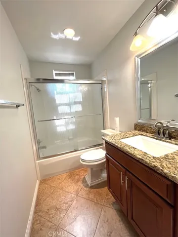 3 Del Sonterra, Irvine, California 92606