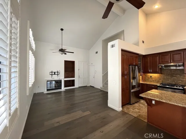 3 Del Sonterra, Irvine, California 92606