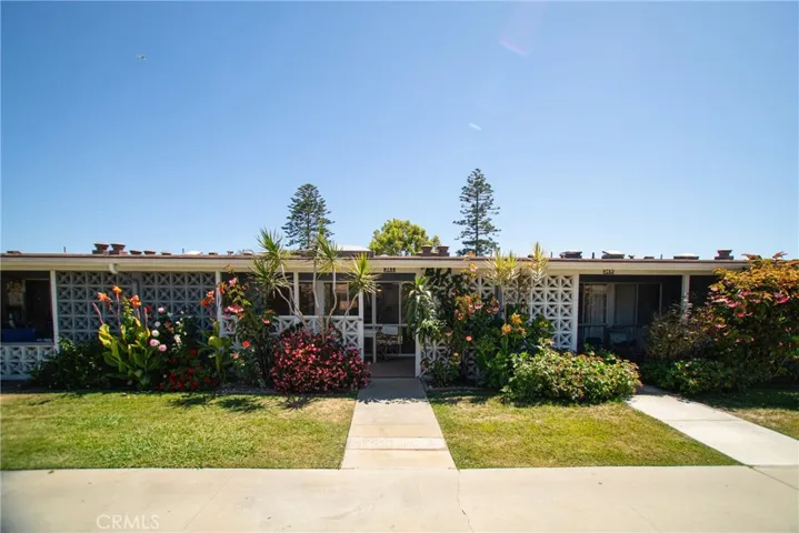 13751 St. Andrews Dr., Seal Beach, California 90740