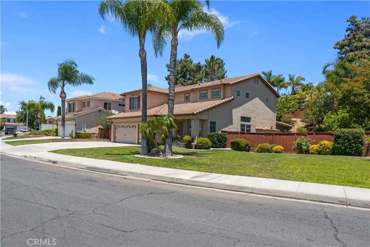 42904 Via Alhama, Temecula, California 92592