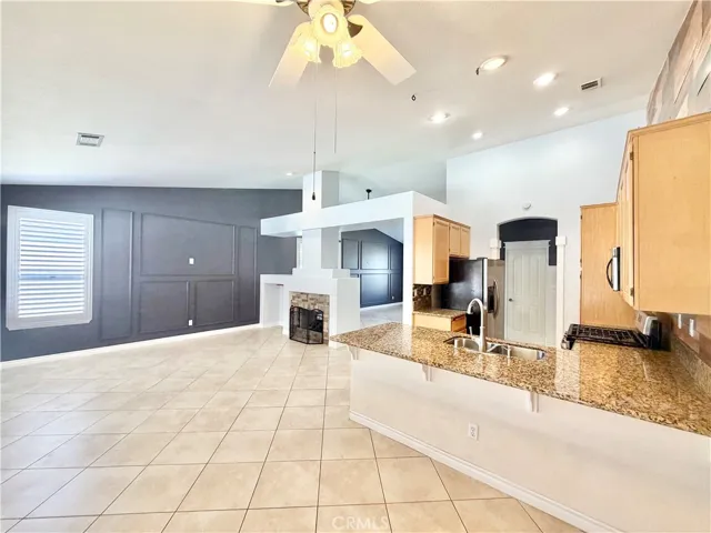 983 Sarazen Street, Hemet, California 92543