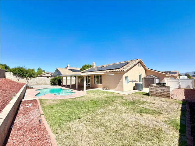 983 Sarazen Street, Hemet, California 92543