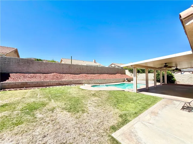 983 Sarazen Street, Hemet, California 92543
