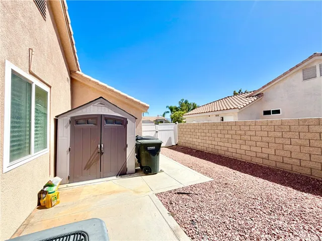 983 Sarazen Street, Hemet, California 92543
