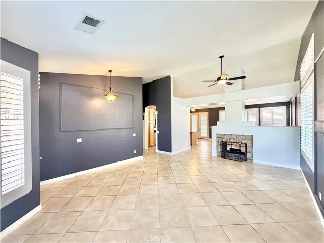983 Sarazen Street, Hemet, California 92543