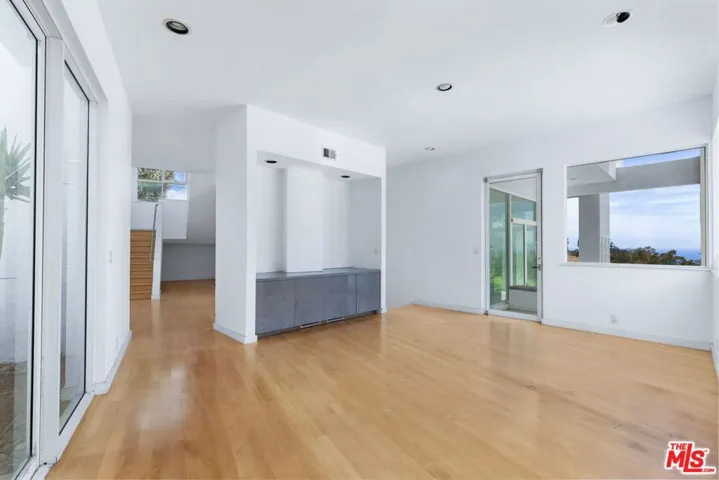 6081 Cavalleri Road, Malibu, California 90265
