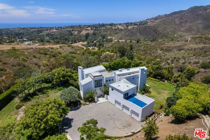 6081 Cavalleri Road, Malibu, California 90265