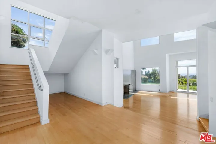 6081 Cavalleri Road, Malibu, California 90265