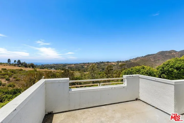 6081 Cavalleri Road, Malibu, California 90265