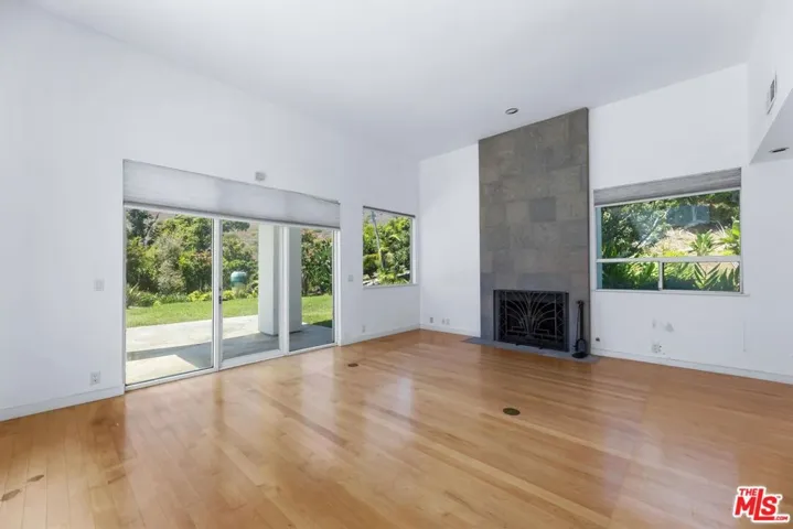 6081 Cavalleri Road, Malibu, California 90265