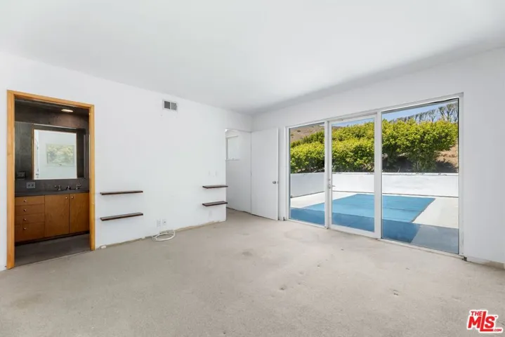 6081 Cavalleri Road, Malibu, California 90265