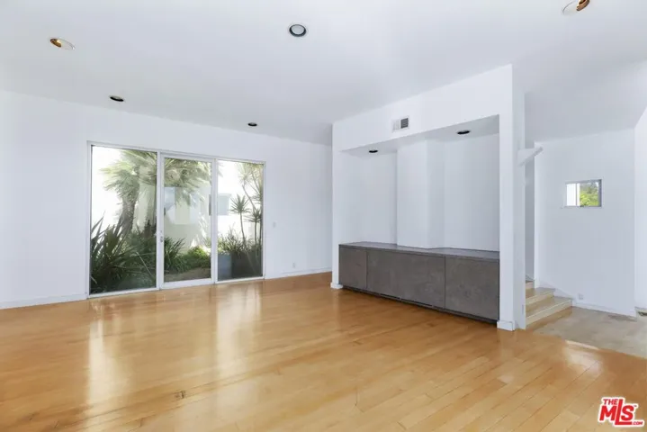 6081 Cavalleri Road, Malibu, California 90265