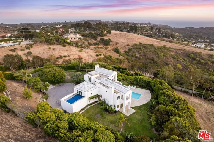 6081 Cavalleri Road, Malibu, California 90265