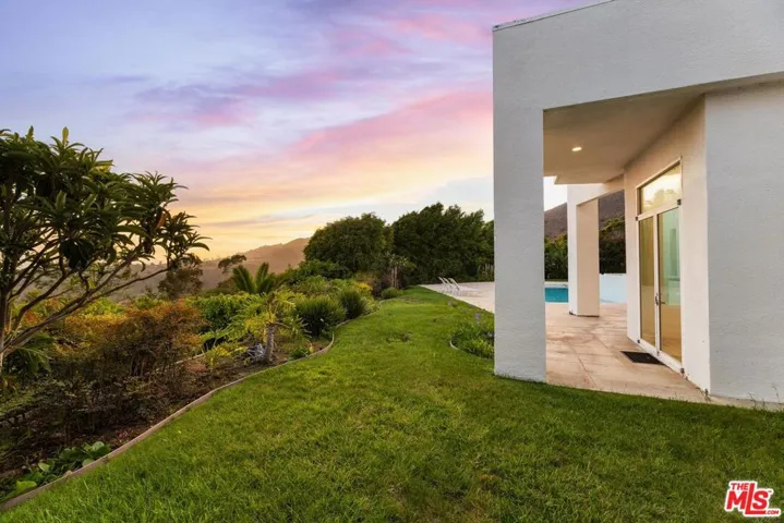 6081 Cavalleri Road, Malibu, California 90265