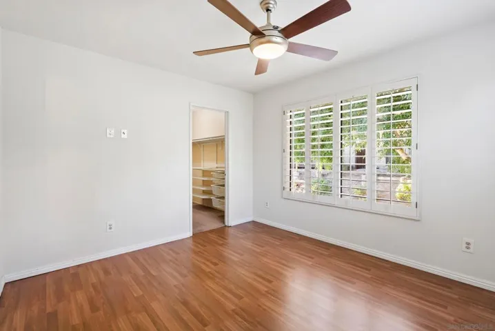 6998 Camino Degrazia, San Diego, California 92111
