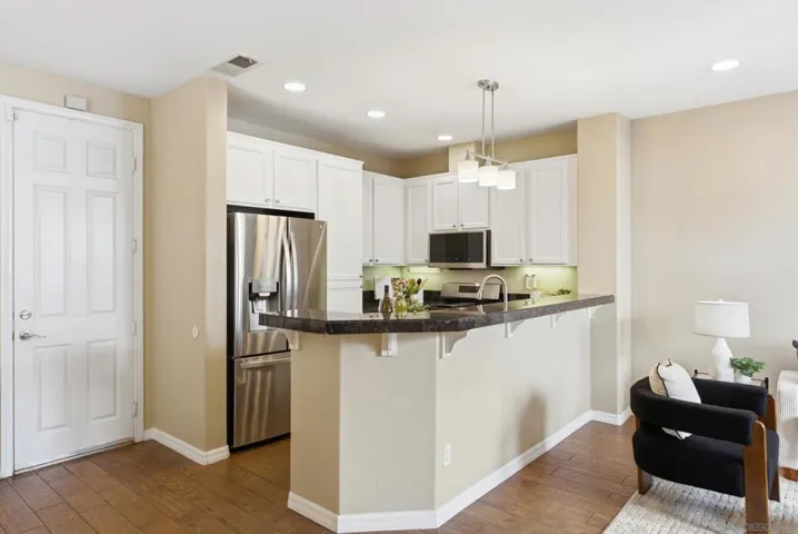 1570 Caminito Sicilia, Chula Vista, California 91915