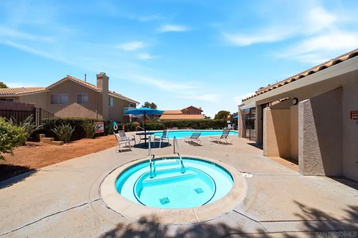 1382 Palomar, Vista, California 92084