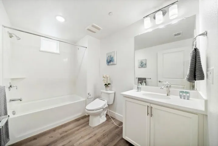 1487 Nightshade Road 30, Milpitas, California 95035