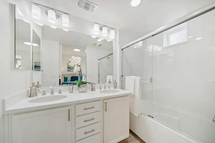 1487 Nightshade Road 30, Milpitas, California 95035