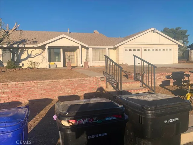 11345 Hollyvale Avenue, Victorville, California 92392