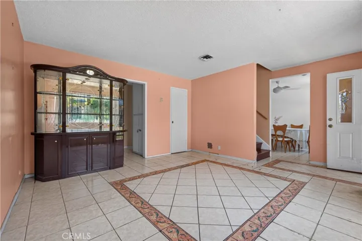 11 Eastridge Lane, Carson, California 90745