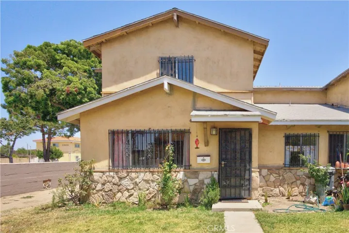 11 Eastridge Lane, Carson, California 90745