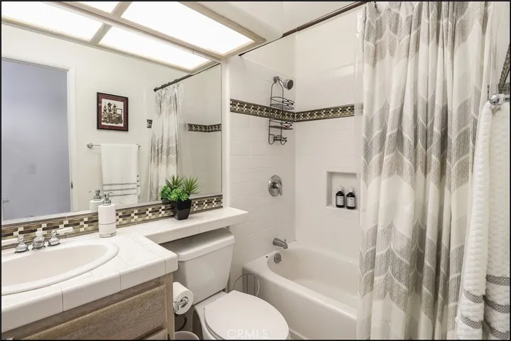 20 Michelangelo, Aliso Viejo, California 92656