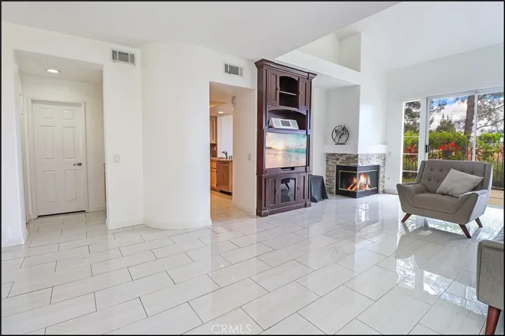 20 Michelangelo, Aliso Viejo, California 92656