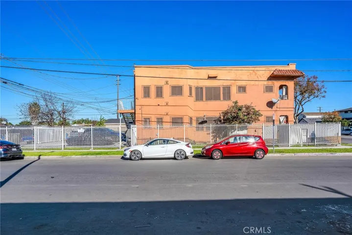 9019 S San Pedro, Los Angeles, California 90003