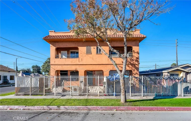 9019 S San Pedro, Los Angeles, California 90003