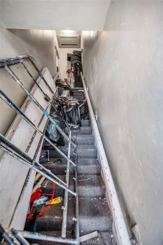 9019 S San Pedro, Los Angeles, California 90003