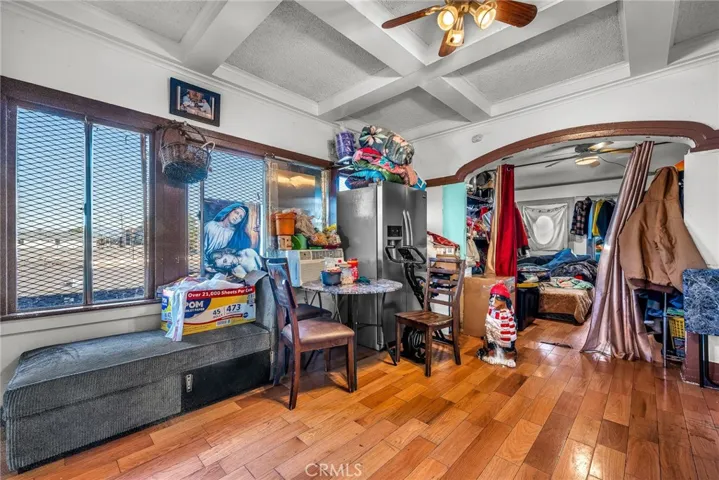 9019 S San Pedro, Los Angeles, California 90003