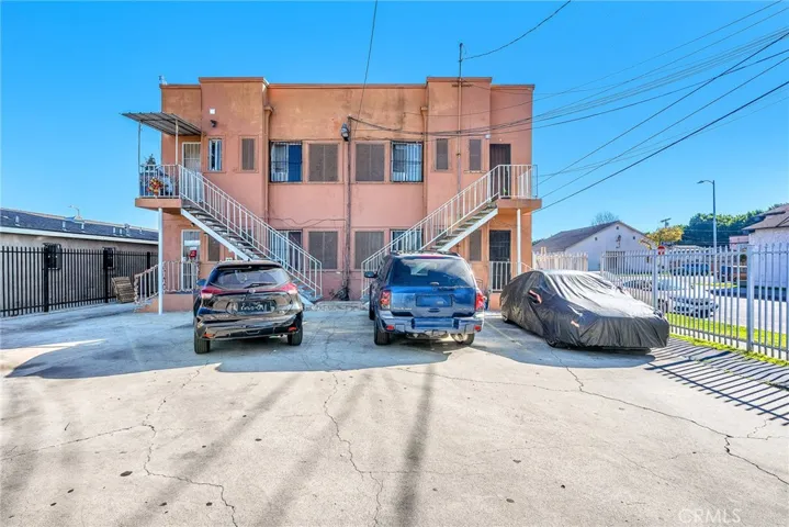 9019 S San Pedro, Los Angeles, California 90003