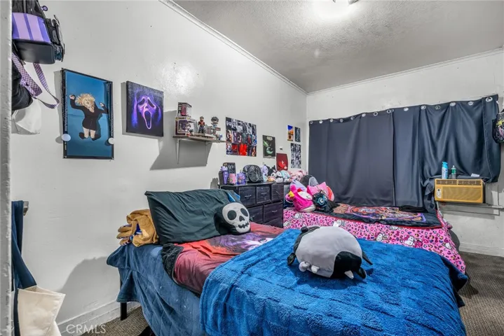 9019 S San Pedro, Los Angeles, California 90003