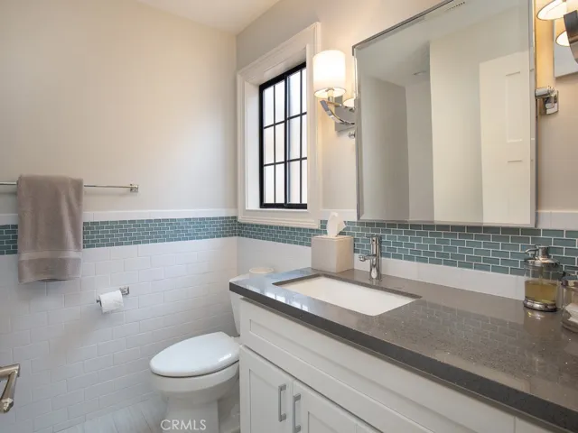 Bedroom 3 bathroom