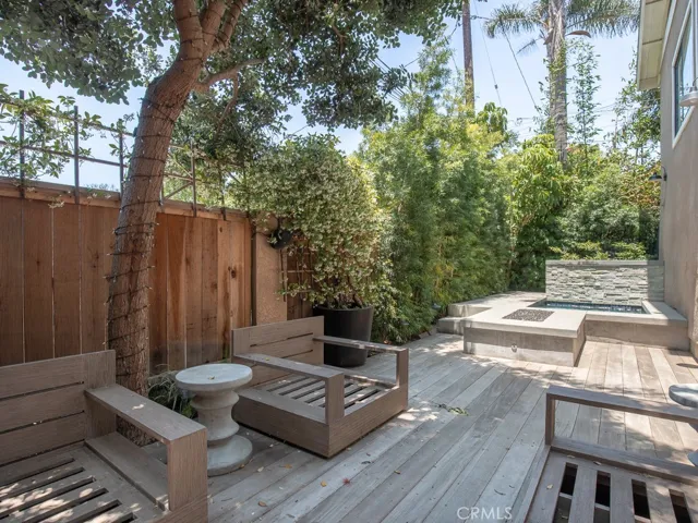 rear outdoor space
