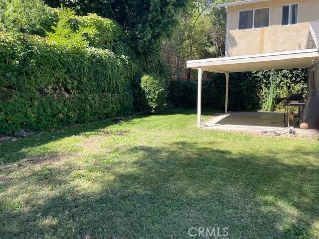 18530 Linnet, Tarzana, California 91356