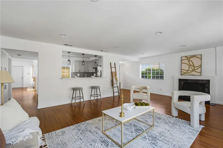 4981 Paseo Segovia, Irvine, California 92603