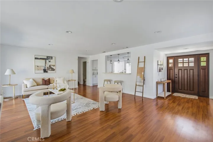 4981 Paseo Segovia, Irvine, California 92603