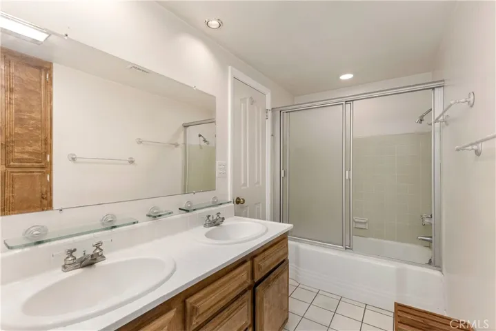 9348 Tujunga Canyon, Tujunga, California 91042