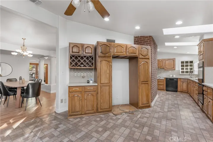 9348 Tujunga Canyon, Tujunga, California 91042