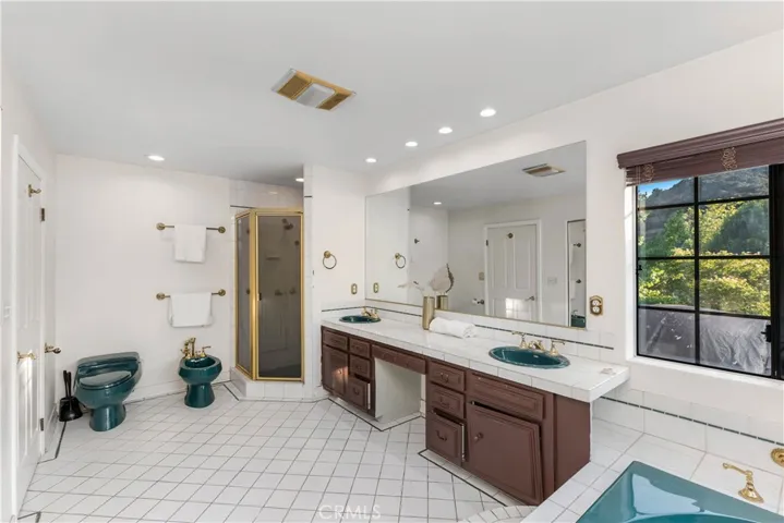 9348 Tujunga Canyon, Tujunga, California 91042