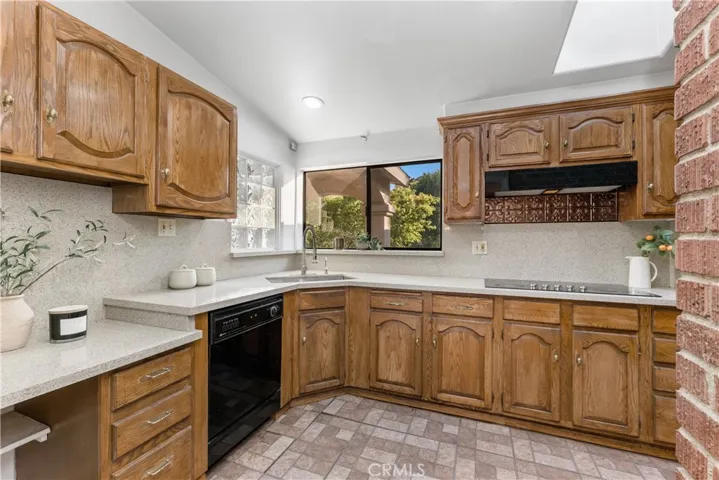 9348 Tujunga Canyon, Tujunga, California 91042