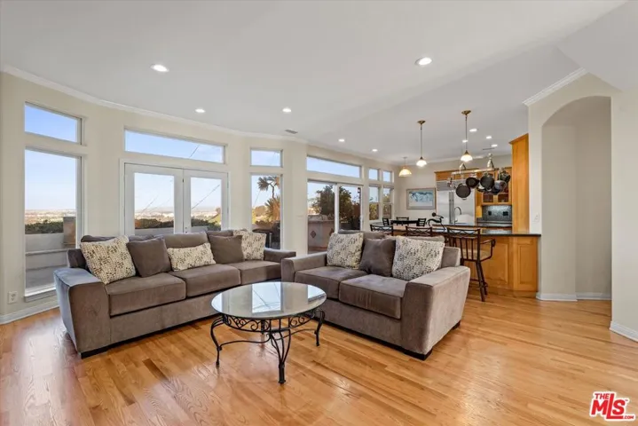 8261 Rees Street, Playa Del Rey, California 90293