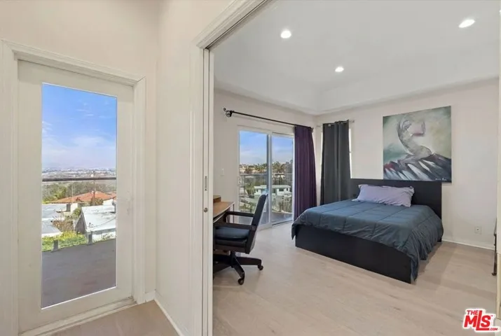 8261 Rees Street, Playa Del Rey, California 90293