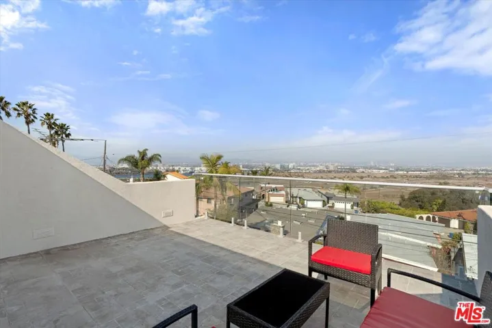 8261 Rees Street, Playa Del Rey, California 90293