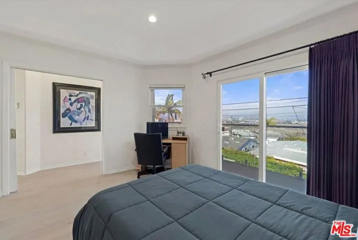 8261 Rees Street, Playa Del Rey, California 90293