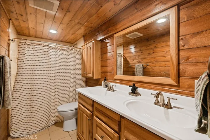 792 Golden West, Big Bear Lake, California 92315